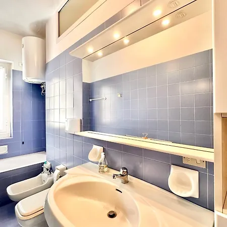 Apartment Hostdomus - Marina